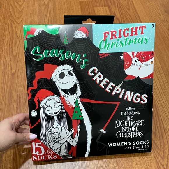 NEW Tim Burton 15 days of socks - Picture 1 of 3